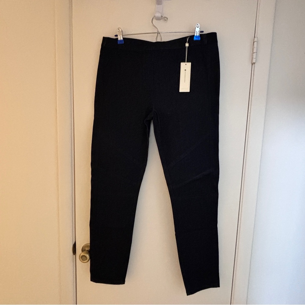 BCBGMAXAZRIA DENIM JEGGING JEANS (BCBG MAXAZRIA) - MYLES- NAVY/INDIGO-LARGE-NWT